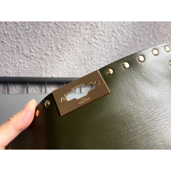 Valentino's latest multi-purpose series Style number: 0123s