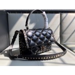 Valentino Messenger Shoulder Model: 0055
