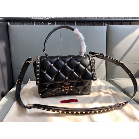 Valentino Messenger Shoulder Model: 0055