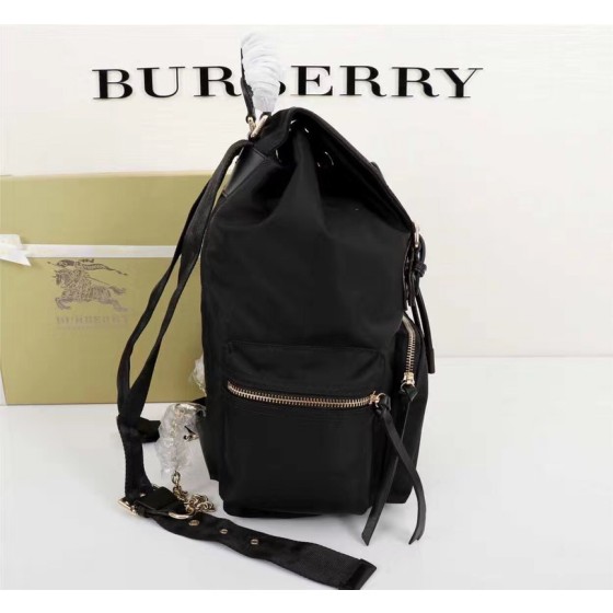 Burberry's popular backpack 209381#