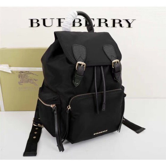 Burberry's popular backpack 209381#