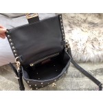 Valentino Messenger Shoulder Model: 0055