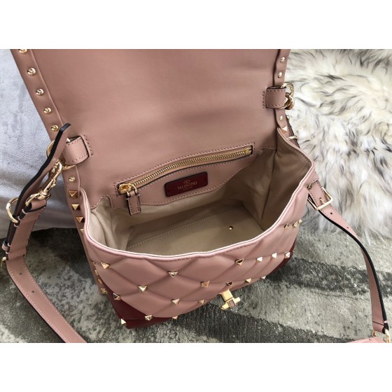 Valentino Messenger Shoulder Model: 0055