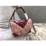 Valentino Messenger Shoulder Model: 0055