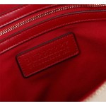 Burberry popular model number: 40832