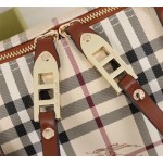 Burberry popular model number: 40832