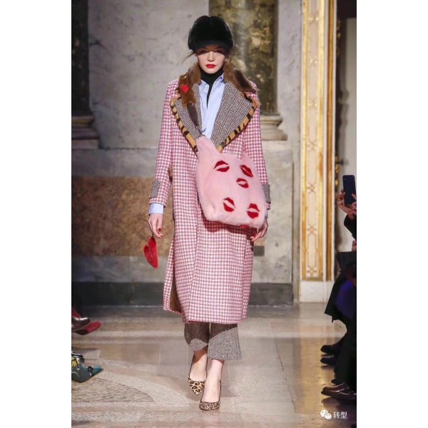 FENDI Cashmere Coat B12 (Please consult customer service to confirm the size before placing an order for a customized version)