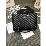 CHANEL Shopping Series Large Handbag