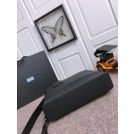 Prada 2VG046 Men's Bag
