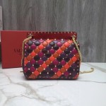 Valentino Fan Bingbing with the same handbag Model: V0122