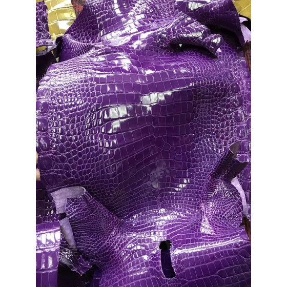 Hermès makes exclusive leather glossy American alligator: Provence Lavender