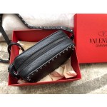 Valentino nail gun camera bag shipment model: 00890