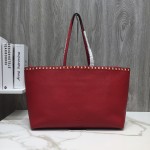 Valentino Garavani Rockstud Shopping Bag in Calfskin, V007