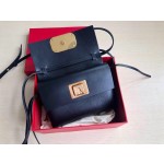 Valentino mini pure black 🆕Model 0004S