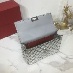 Valentino Fan Bingbing with the handbag 00122