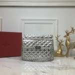 Valentino Fan Bingbing with the handbag 00122