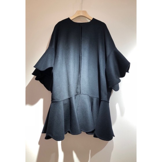 Valentino Cashmere Coat Q88 (consult customer service to confirm size before placing an order)