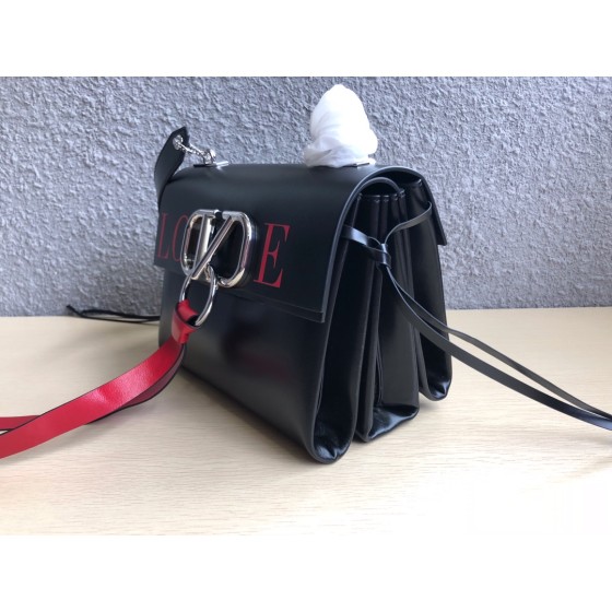 Valentino's latest VRING Bag model 0004M Qixi Festival