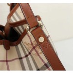 Burberry's latest model 💓 Article number: 22583