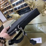 Gucci- Briefcase Model: 6862-1