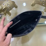 Burberry- 手包型号：1091