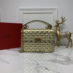 Valentino Fan Bingbing with the handbag 00122