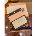 Louis Vuitton exclusive starting model: M60237