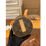 Louis Vuitton's exclusive debut model: M44699 Super Enhanced Edition