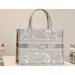 DIOR TOTE Grey Tiger