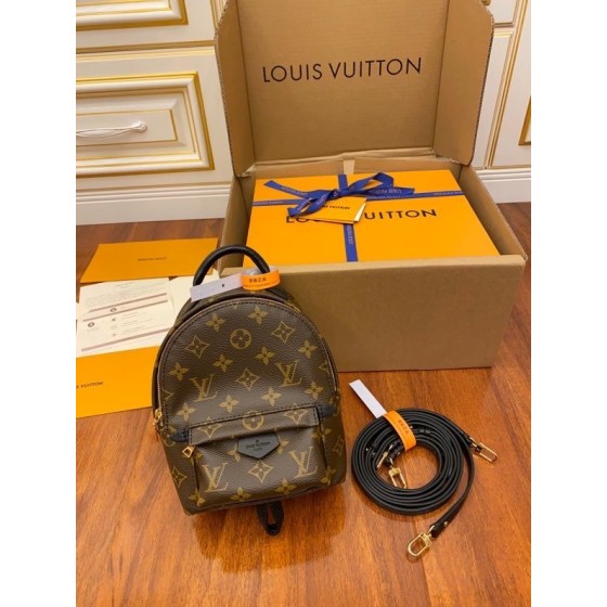 Louis Vuitton's exclusive debut model: M44873 Super Enhanced Edition