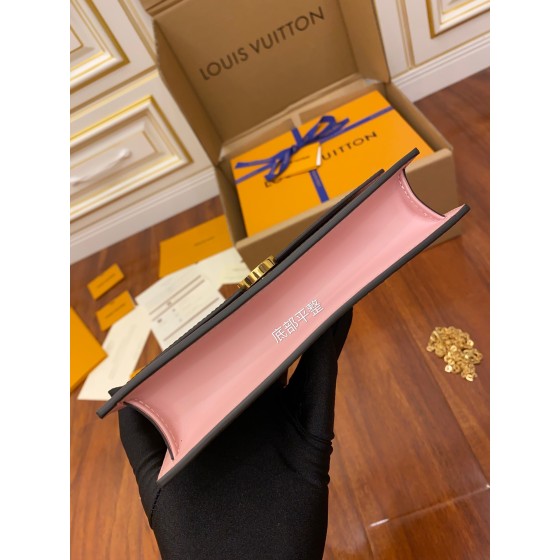 Louis Vuitton exclusive starting model: M67405