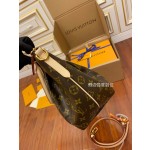 Louis Vuitton Large M48814