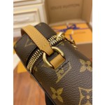 Louis Vuitton M44914