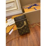 Louis Vuitton M44914