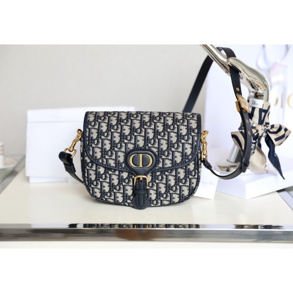 Old flower ❖ Medium 𝘾-𝟎𝟖𝟏 𝙙𝙞𝙤𝙧𝙗𝙤𝙗𝙗𝙗𝙮