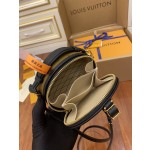 Louis Vuitton M68276 leather is genuine OEM Italian A-grade leather