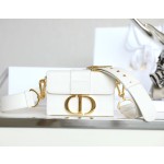 Montaigne 𝙢𝙞𝙣𝙞 box bag