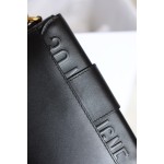 Montaigne 𝙢𝙞𝙣𝙞 box bag