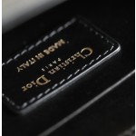 Montaigne 𝙢𝙞𝙣𝙞 box bag