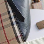 Burberry popular model number: 22585