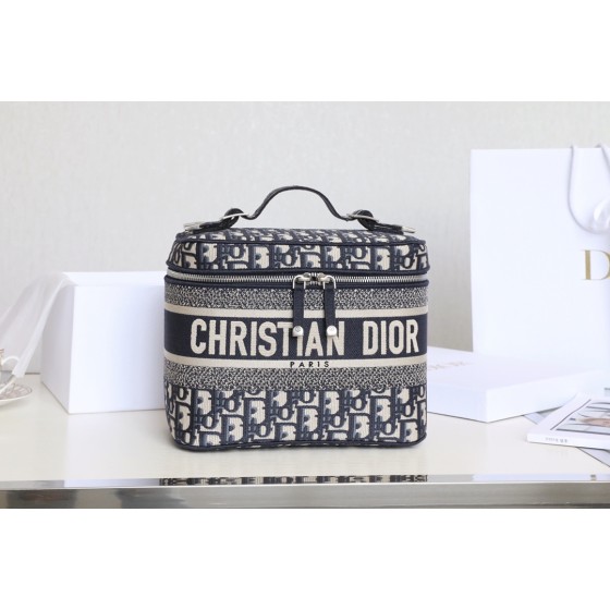 DIOR TRAVEL VANITY Cosmetic Bag
