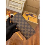 Louis Vuitton exclusive debut model: N60534
