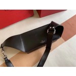 Valentino Men's Messenger Bag Model: 0048