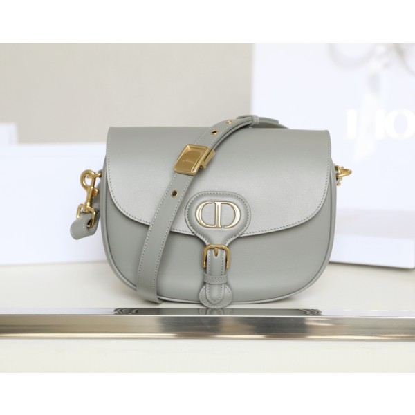 Trianon Grey (Rock Grey) ‼️ Medium 𝙙𝙞𝙤𝙧 𝙗𝙤𝙗𝙗𝙗𝙮