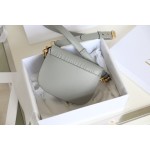 Trianon Grey (Rock Grey) arrives ‼️ small 𝙙𝙞𝙤𝙧 𝙗𝙤𝙗𝙗𝙗𝙮