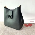 Valentino Handsome Briefcase Model: 0016L