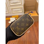 Louis Vuitton's exclusive debut model: M44936 Super Enhanced Edition