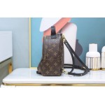 Louis Vuitton 𝐏𝐀𝐋𝐌 𝐒𝐏𝐑𝐈𝐍𝐆𝐒mini backpack🎒M44873