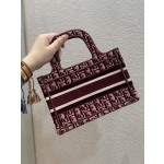 The latest velvet collection for fall/winter, Book Tote