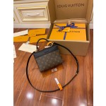 Louis Vuitton M44141